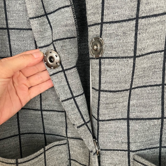 Topshop Black and Gray Checkered Vest ladies size 4 - Picture 3 of 6